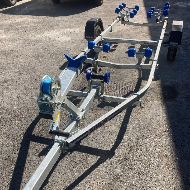 Load image into Gallery viewer, Snipe | N4.5-750R Trailer - Boat Trailers