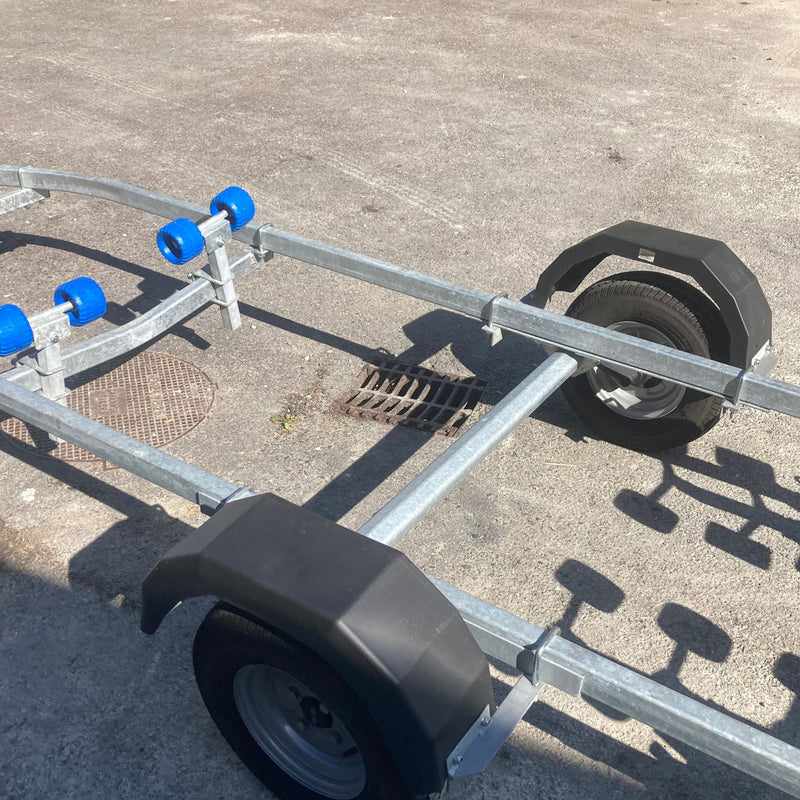 Load image into Gallery viewer, Snipe | N4.5-750R Trailer - Boat Trailers