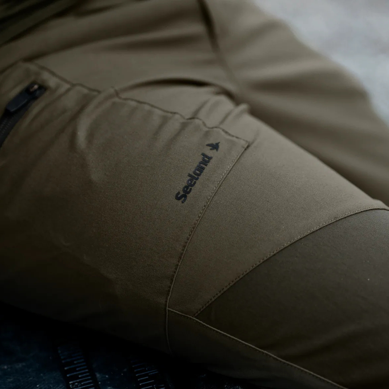 Load image into Gallery viewer, Seeland | Ash Outdoor Trousers | Light Pine/Pine Green

