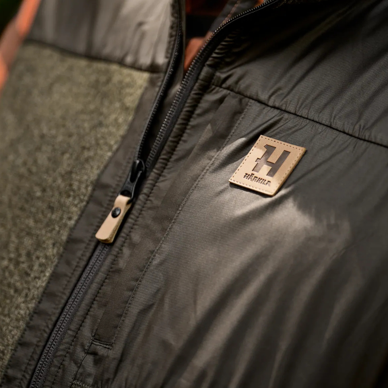 Load image into Gallery viewer, Härkila | Kalix fleece waistcoat | Willow green/Shadow brown
