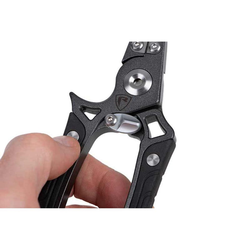 Load image into Gallery viewer, Fox Rage | Belt Pliers Pliers | 7.25&quot;
