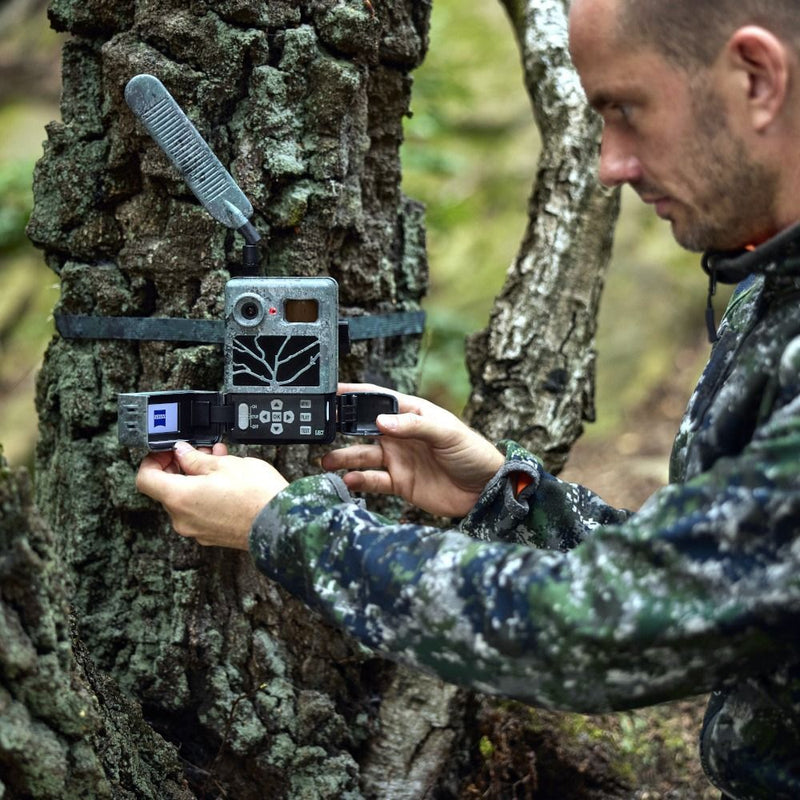 Load image into Gallery viewer, Zeiss | Secacam 3 LTE / 4G Trail Camera | 4pk
