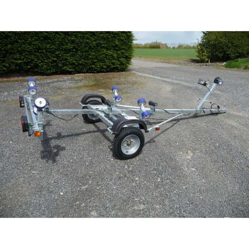 Load image into Gallery viewer, Leroni | Sunway Boat Trailer With Rollers, Bow And Winch And Jockey Wheel
