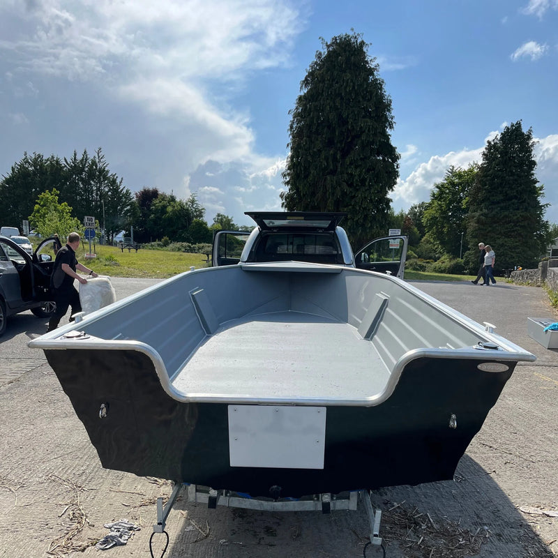 Load image into Gallery viewer, Kerman V170 Aluminium Boat &amp; Free Humminbird Solix 12 - Boats
