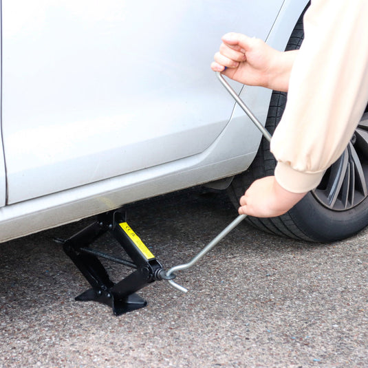 Streetwize 1 Tonne Scissor Jack SWSJ1 in use