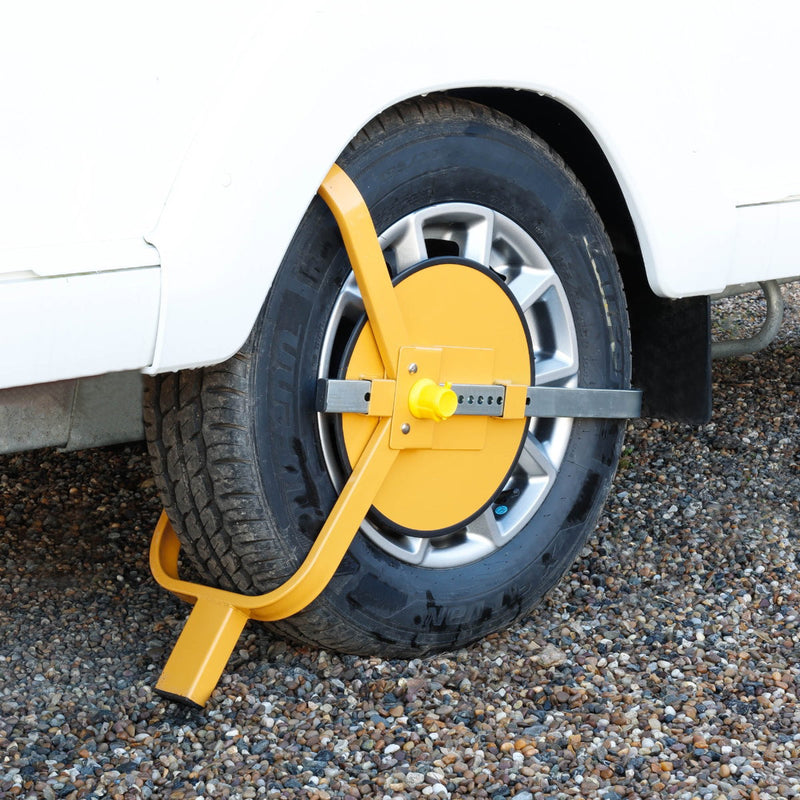Load image into Gallery viewer, Streetwize Full Face Trailer Wheel Clamp SWWL4 in use
