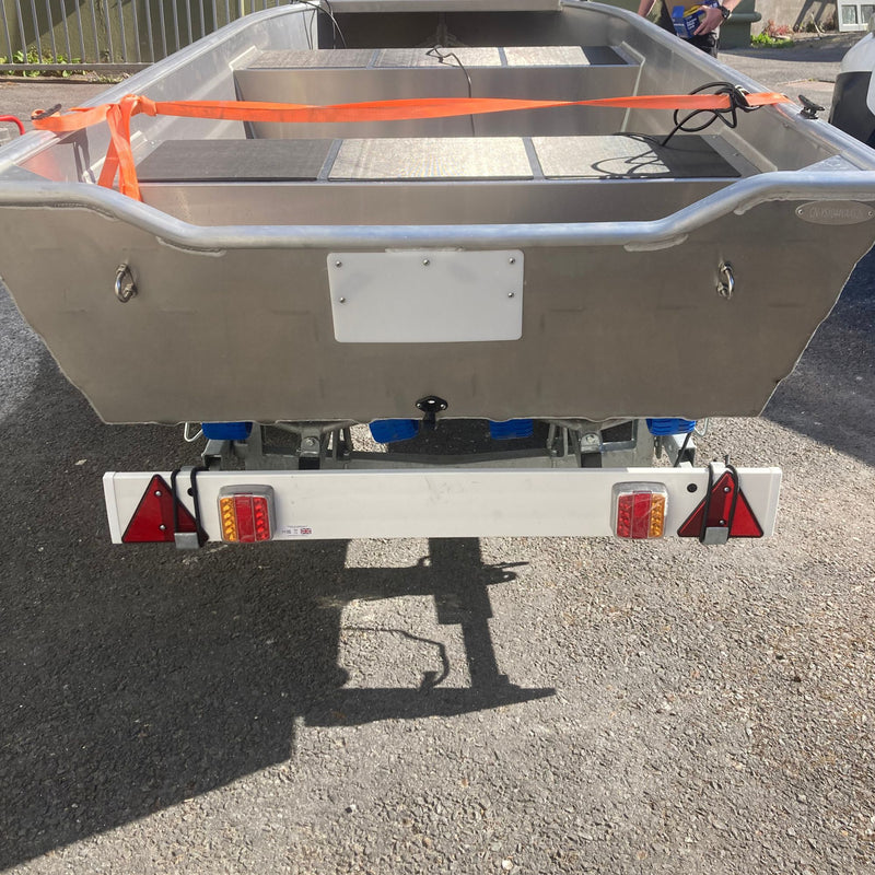 Load image into Gallery viewer, Snipe | N3-500R Boat Trailer
