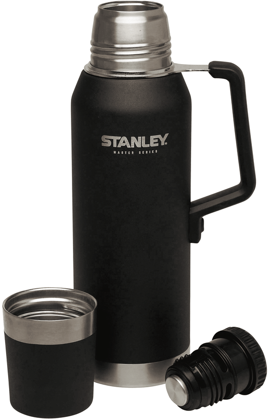 Wildhunter.ie - Stanley | Master Vacuum Bottle | 1.3L -  Camping Utensils 